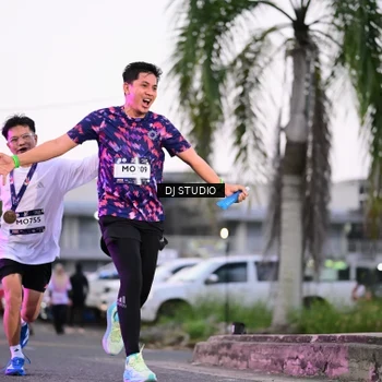 Runner Photo 7900016