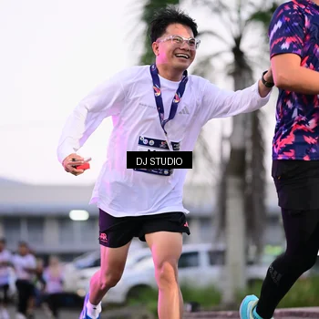 Runner Photo 7900030