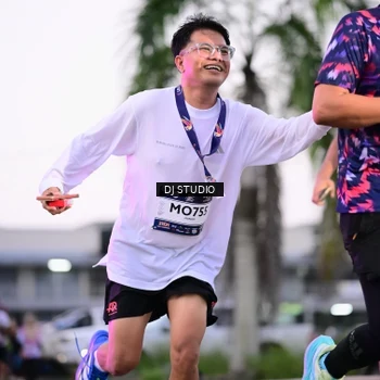 Runner Photo 7900034