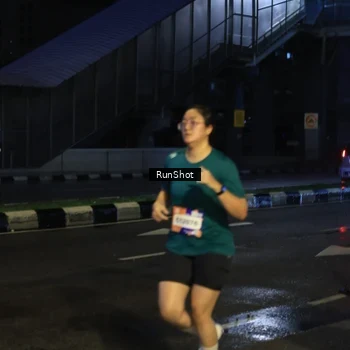 Runner Photo 7900045
