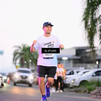 Runner Photo 7900058