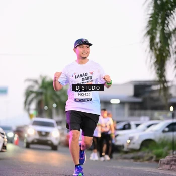 Runner Photo 7900078