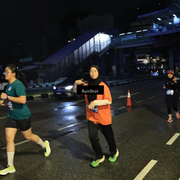 Runner Photo 7900080