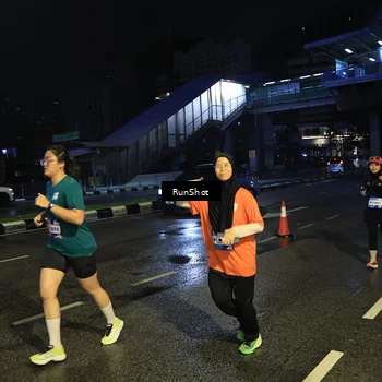 Runner Photo 7900081
