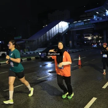 Runner Photo 7900082