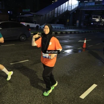 Runner Photo 7900095