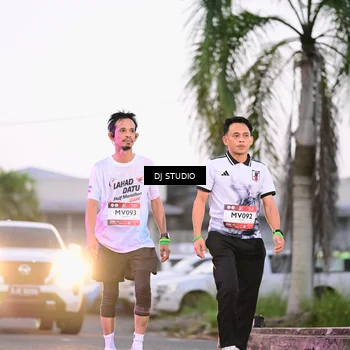 Runner Photo 7900096