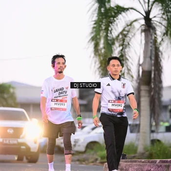 Runner Photo 7900100