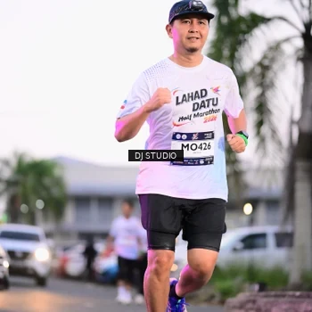 Runner Photo 7900101