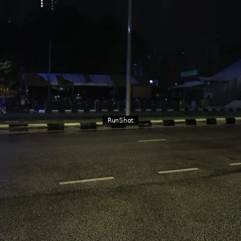Runner Photo 7900104