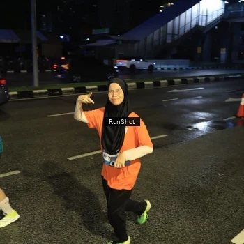 Runner Photo 7900105