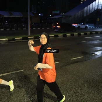 Runner Photo 7900115