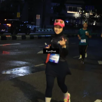 Runner Photo 7900127