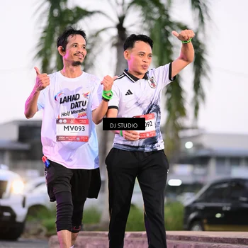 Runner Photo 7900131