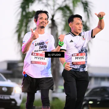 Runner Photo 7900137