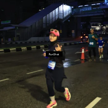 Runner Photo 7900139