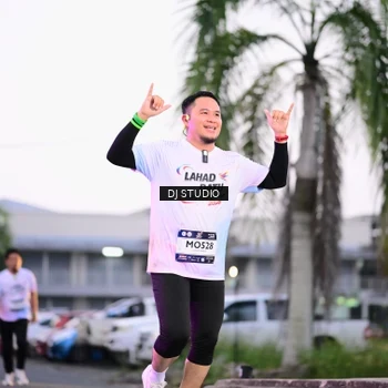 Runner Photo 7900142