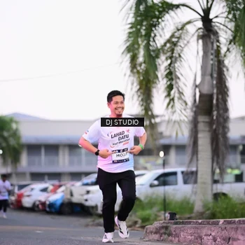 Runner Photo 7900154