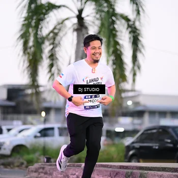 Runner Photo 7900169