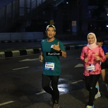 Runner Photo 7900176