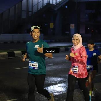 Runner Photo 7900182
