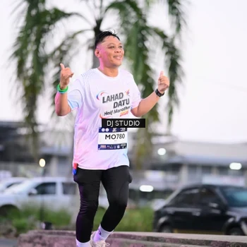 Runner Photo 7900187