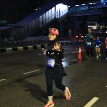 Runner Photo 7900197