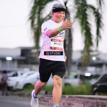 Runner Photo 7900219