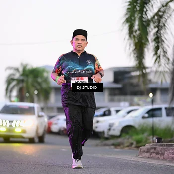 Runner Photo 7900221