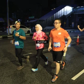 Runner Photo 7900222