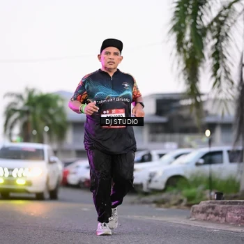 Runner Photo 7900223