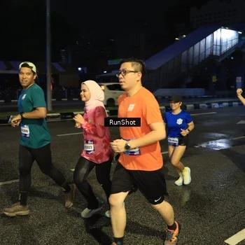 Runner Photo 7900229