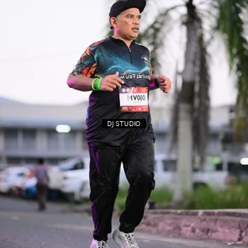 Runner Photo 7900238