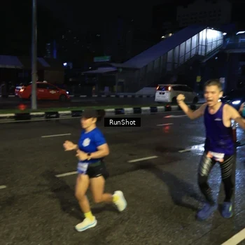 Runner Photo 7900247