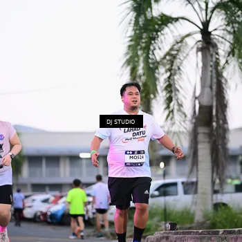 Runner Photo 7900251