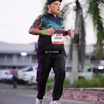 Runner Photo 7900253