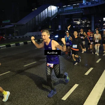 Runner Photo 7900255