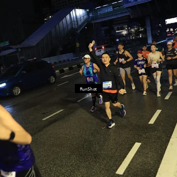 Runner Photo 7900269