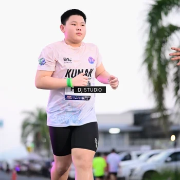 Runner Photo 7900278