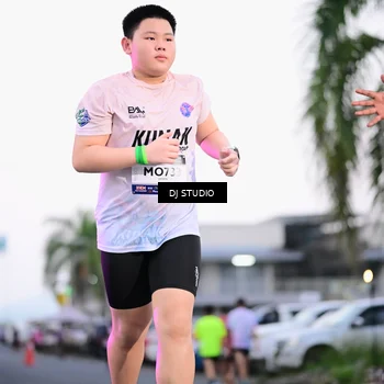Runner Photo 7900280
