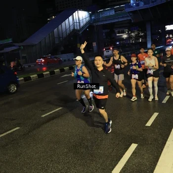 Runner Photo 7900286