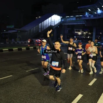 Runner Photo 7900288