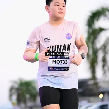 Runner Photo 7900290