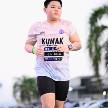 Runner Photo 7900301