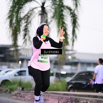 Runner Photo 7900325