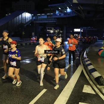 Runner Photo 7900329
