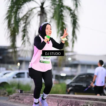 Runner Photo 7900330
