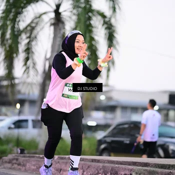 Runner Photo 7900339