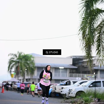 Runner Photo 7900347