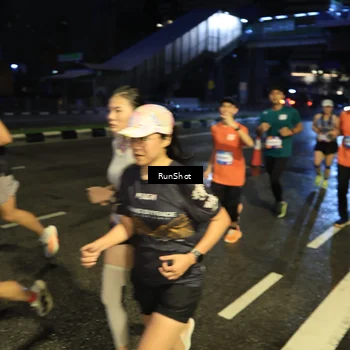 Runner Photo 7900353